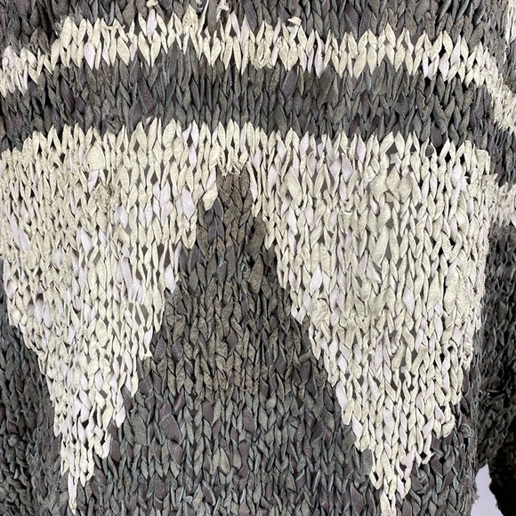 100% Leather Hand knitted Sweater in Olive and Cream size large - Picture 3 of 11